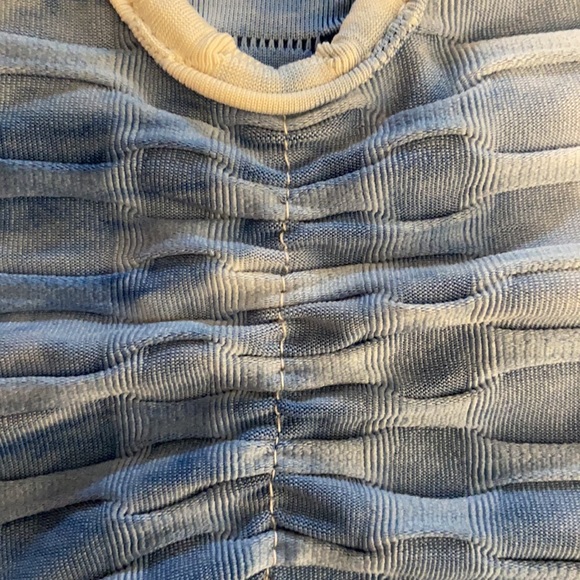 Bundle of 2 “Hot Kiss” Tye Dye Tanks - Picture 7 of 12